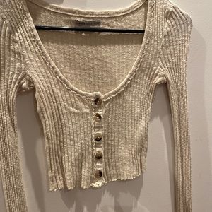 Beige cropped button up long sleeve